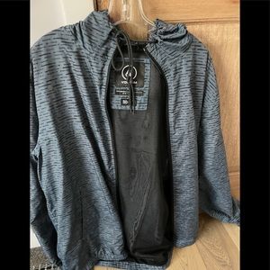 Volcom windbreaker